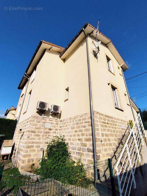 Maison à ROCHE-LA-MOLIERE