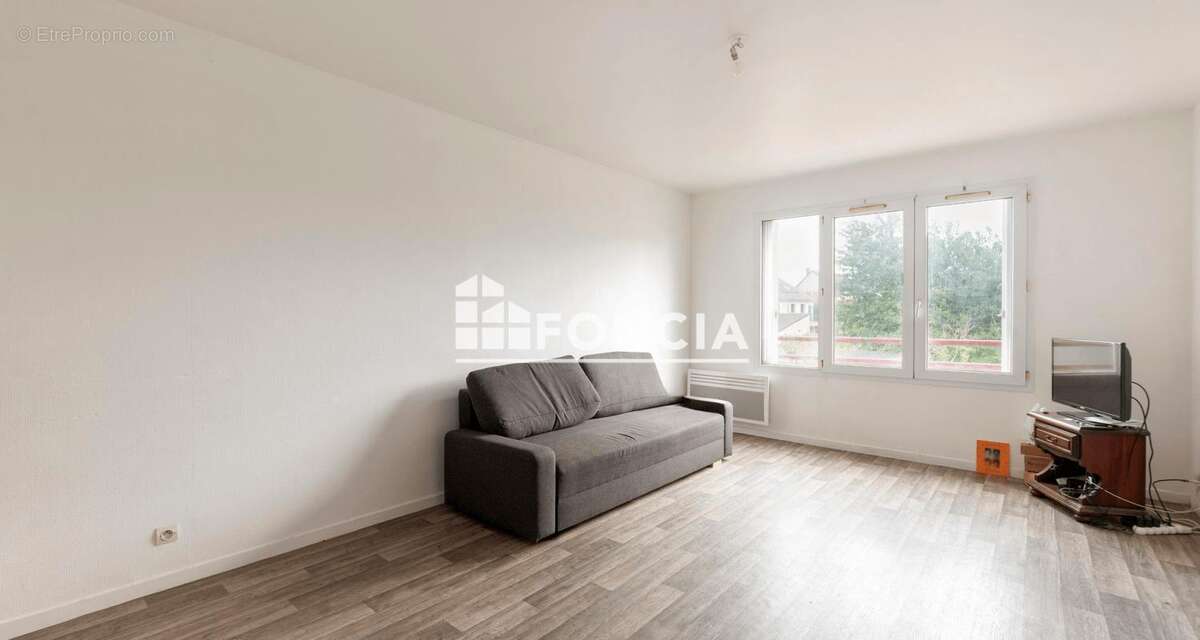 Appartement à MOISSY-CRAMAYEL