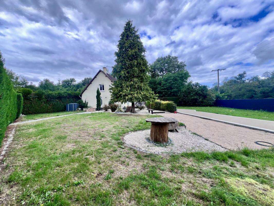 Maison à BRAY-EN-VAL