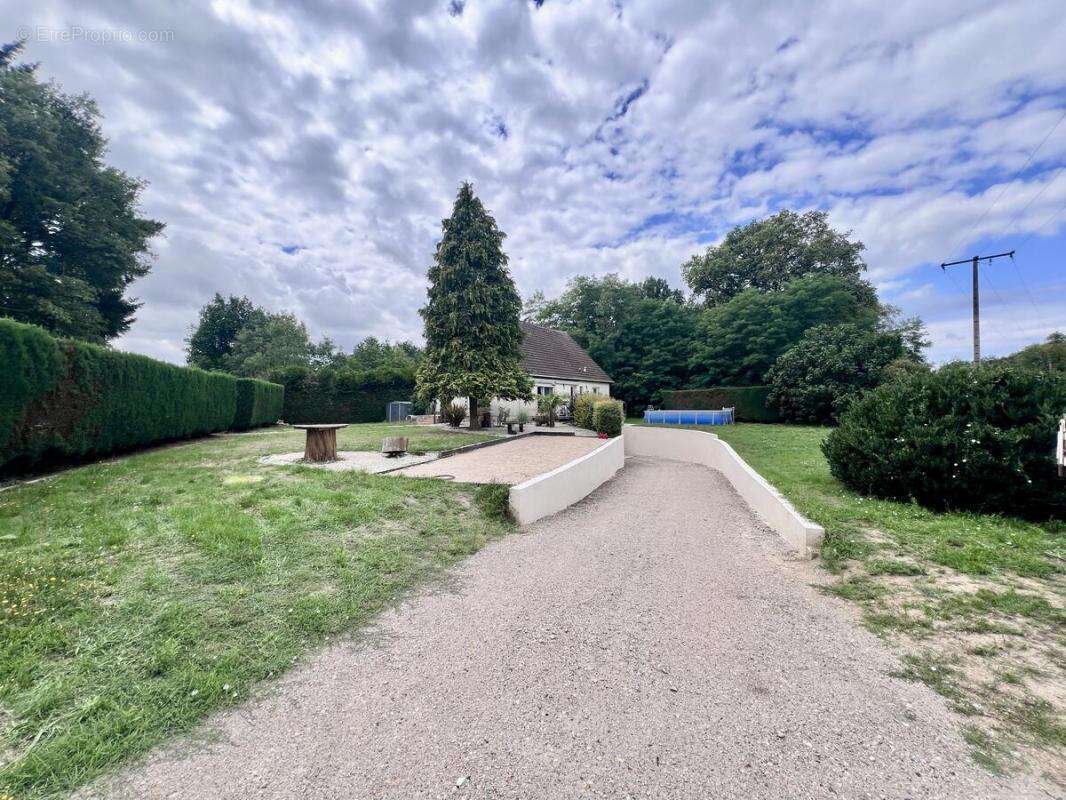 Maison à BRAY-EN-VAL