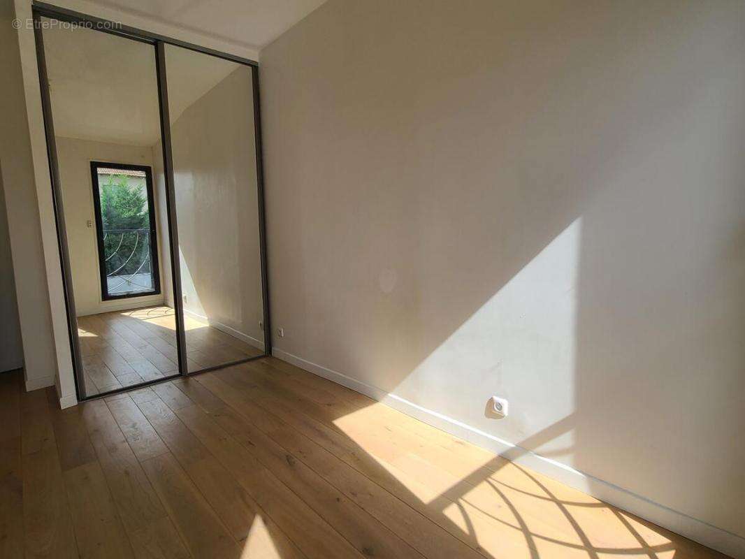 Appartement à RUEIL-MALMAISON