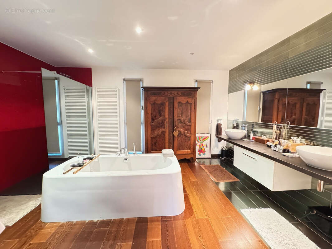 Maison à CHALONVILLARS