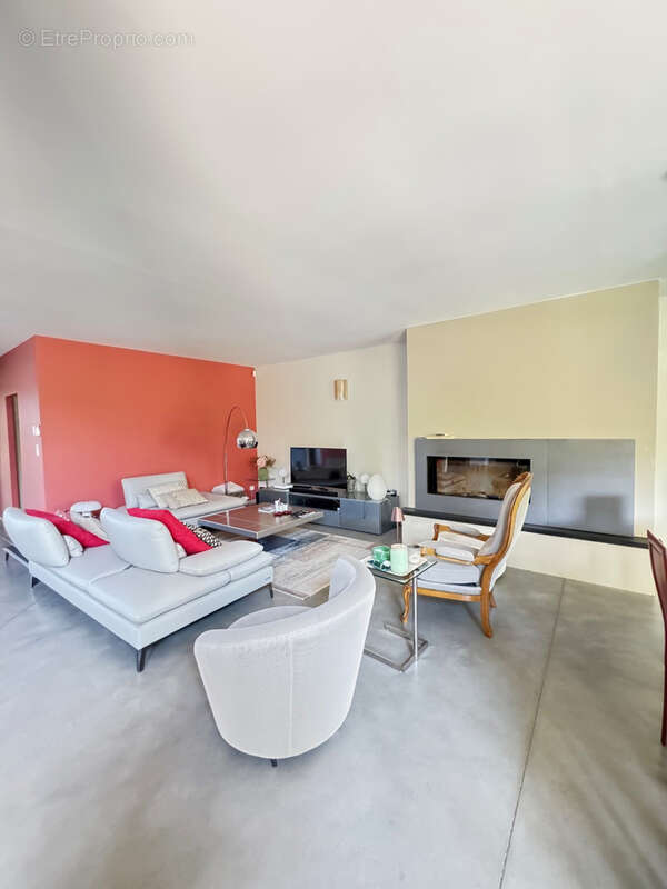 Maison à CHALONVILLARS