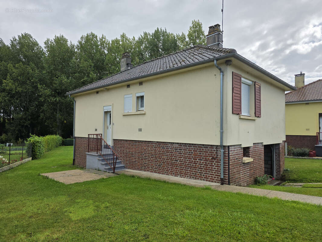 Maison à NESLE-NORMANDEUSE