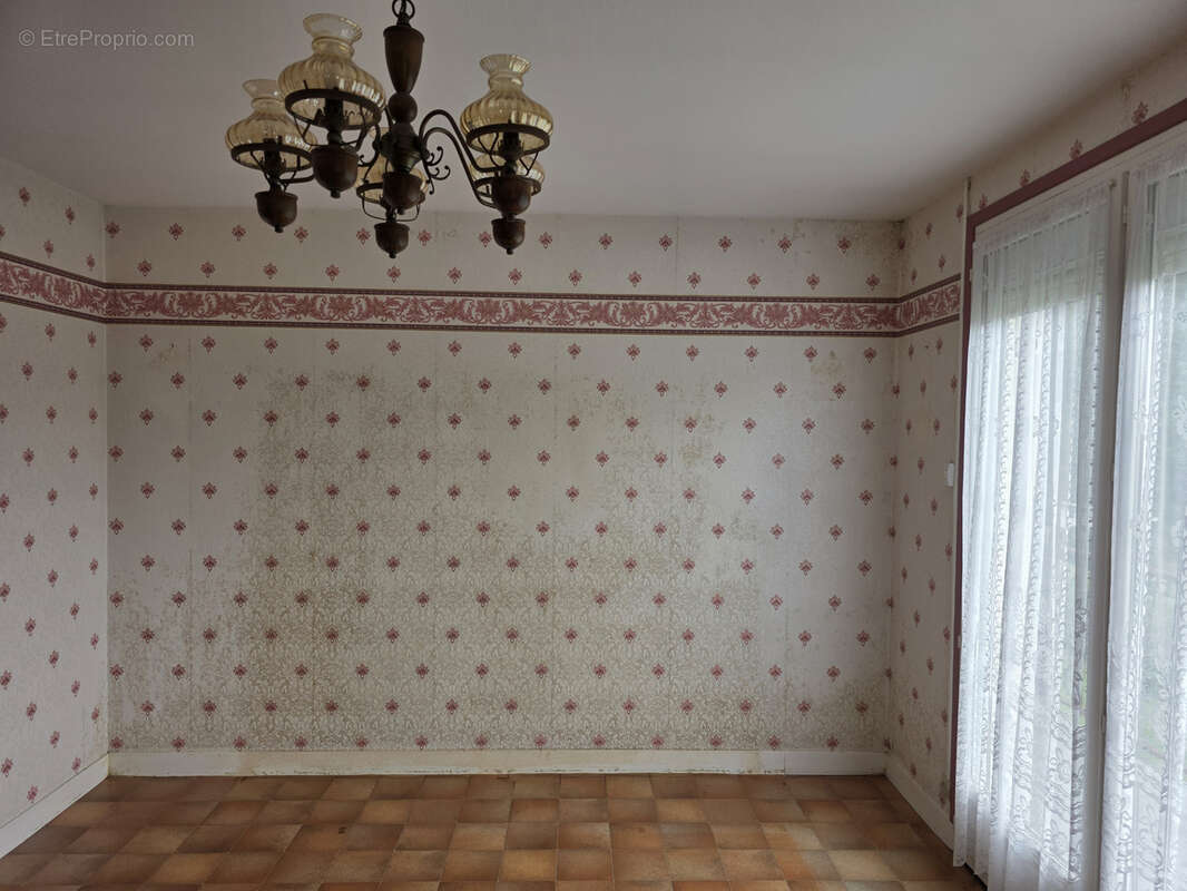 Maison à NESLE-NORMANDEUSE