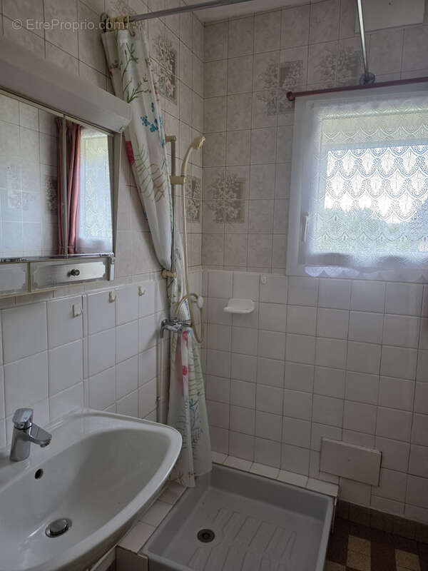 Maison à NESLE-NORMANDEUSE