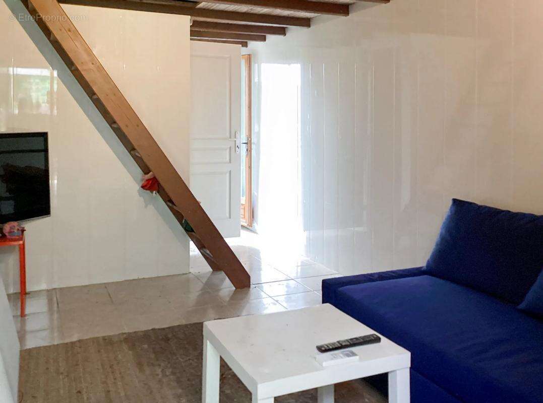 Maison à BAZOCHES-SUR-LE-BETZ