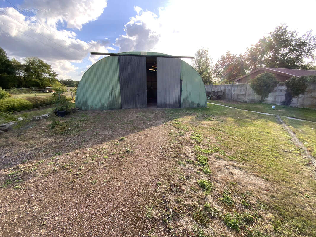 Maison à BRUILLE-SAINT-AMAND