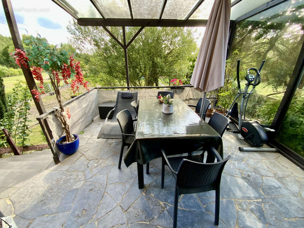 Maison à BRUILLE-SAINT-AMAND