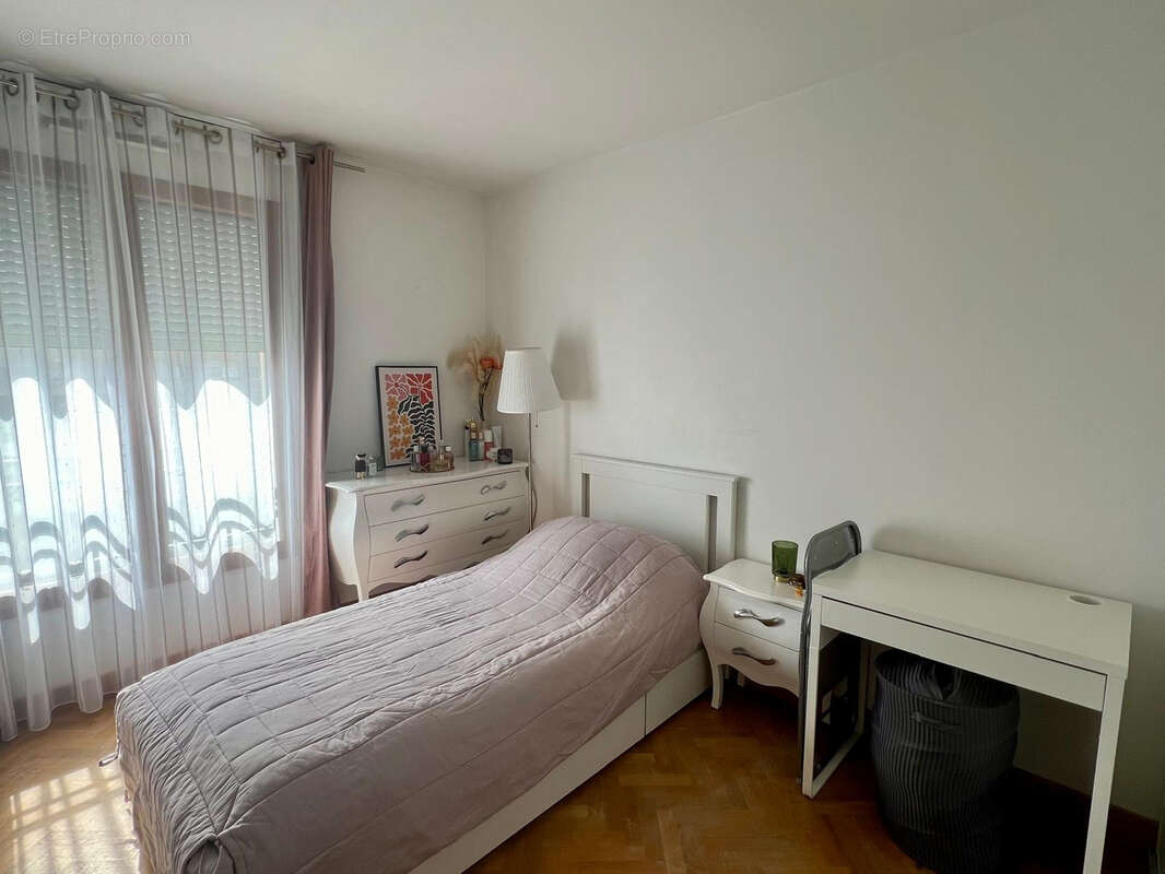 Appartement à CHATILLON