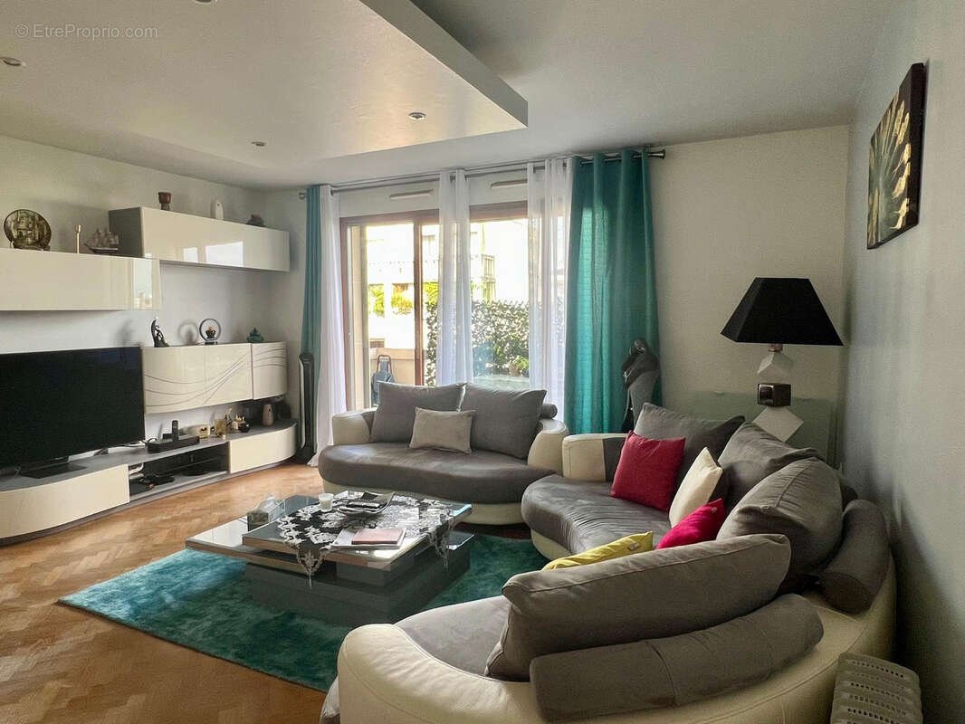 Appartement à CHATILLON