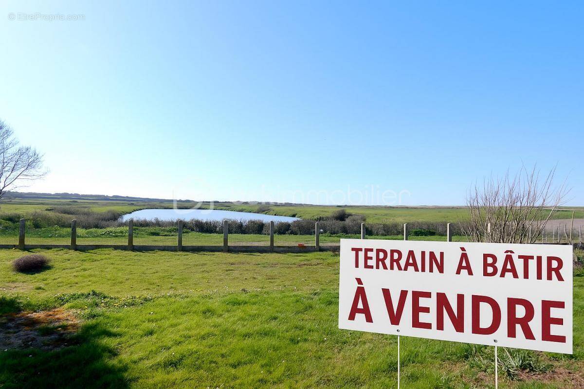 Terrain à HIERS-BROUAGE