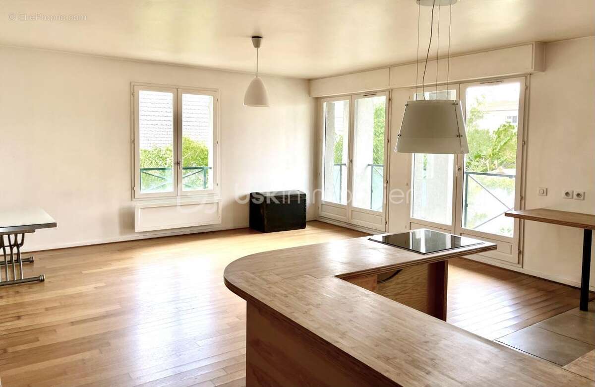 Appartement à RUEIL-MALMAISON