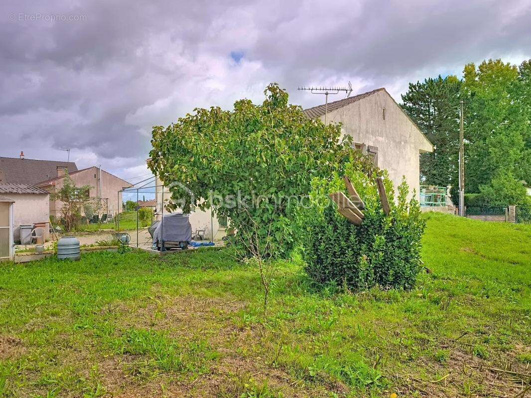 Maison à SAINT-USAGE