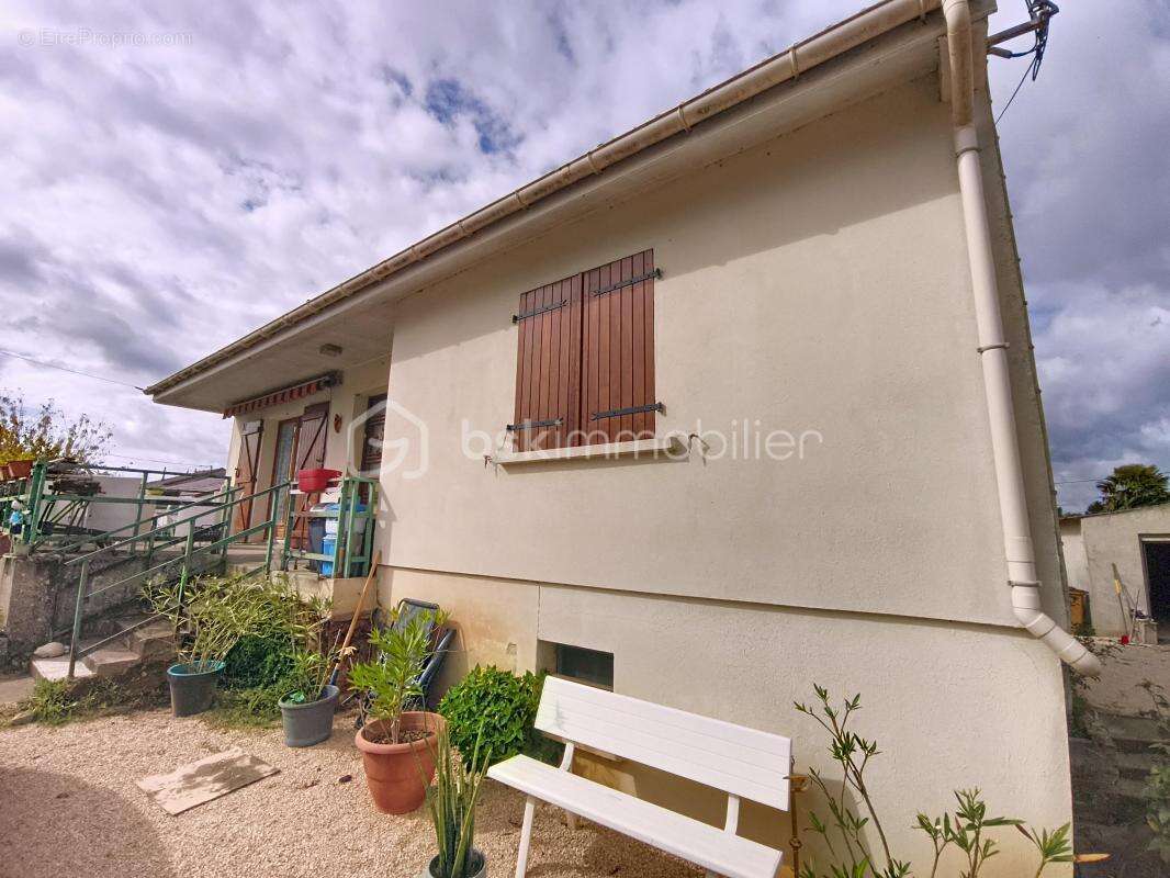 Maison à SAINT-USAGE