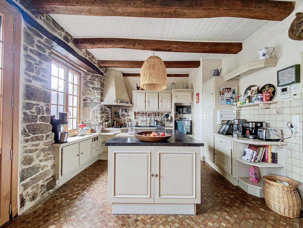 Maison à PLOUER-SUR-RANCE