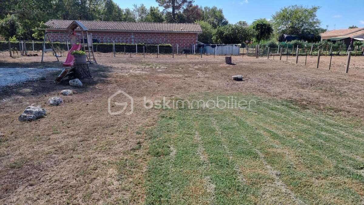 Maison à SAINT-DENIS-DE-PILE