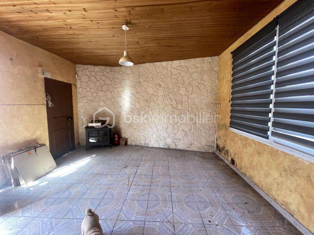 Maison à LACHAPELLE-AUX-POTS