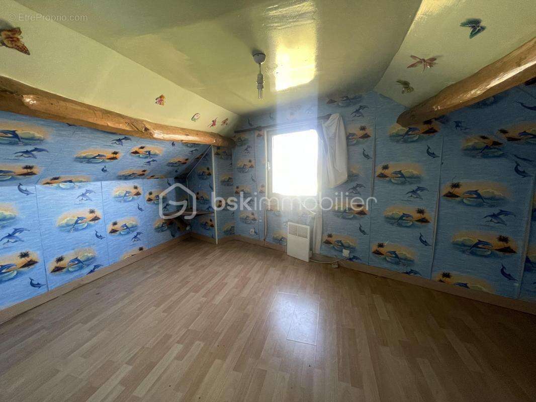 Maison à LACHAPELLE-AUX-POTS