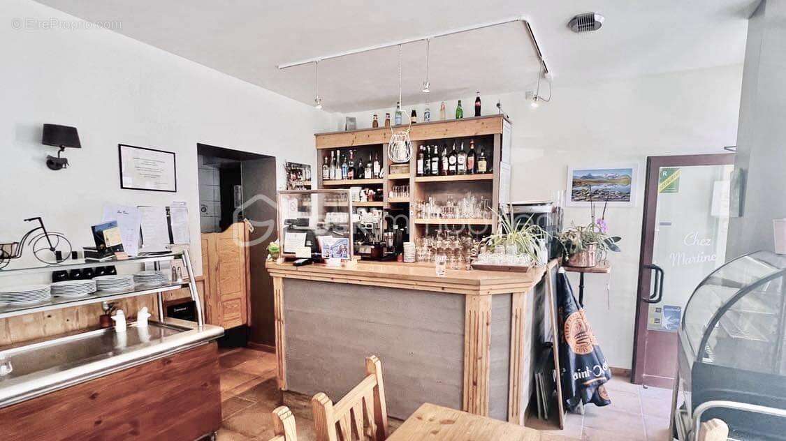 Commerce à FOURNEAUX