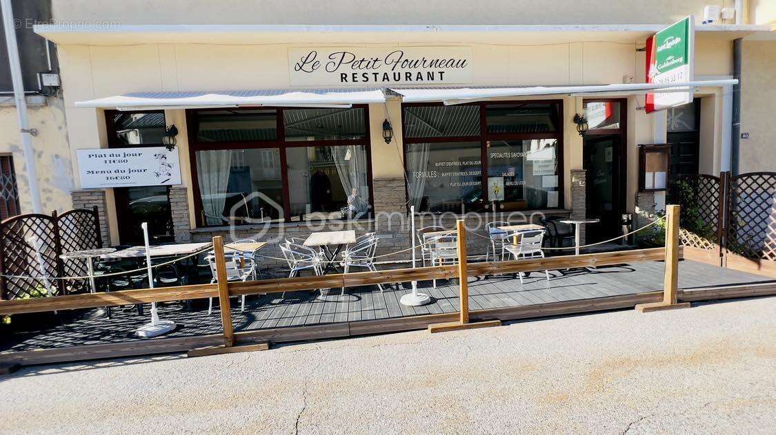 Commerce à FOURNEAUX