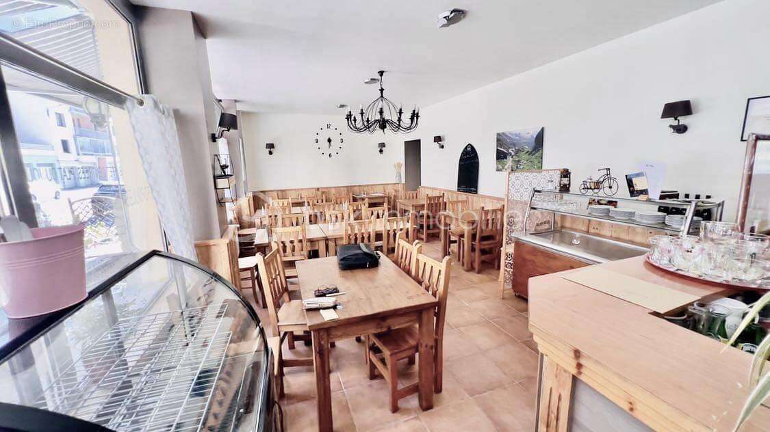 Commerce à FOURNEAUX