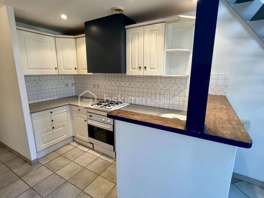 Appartement à ROQUEBRUNE-SUR-ARGENS