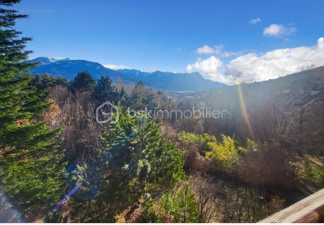 Maison à EMBRUN