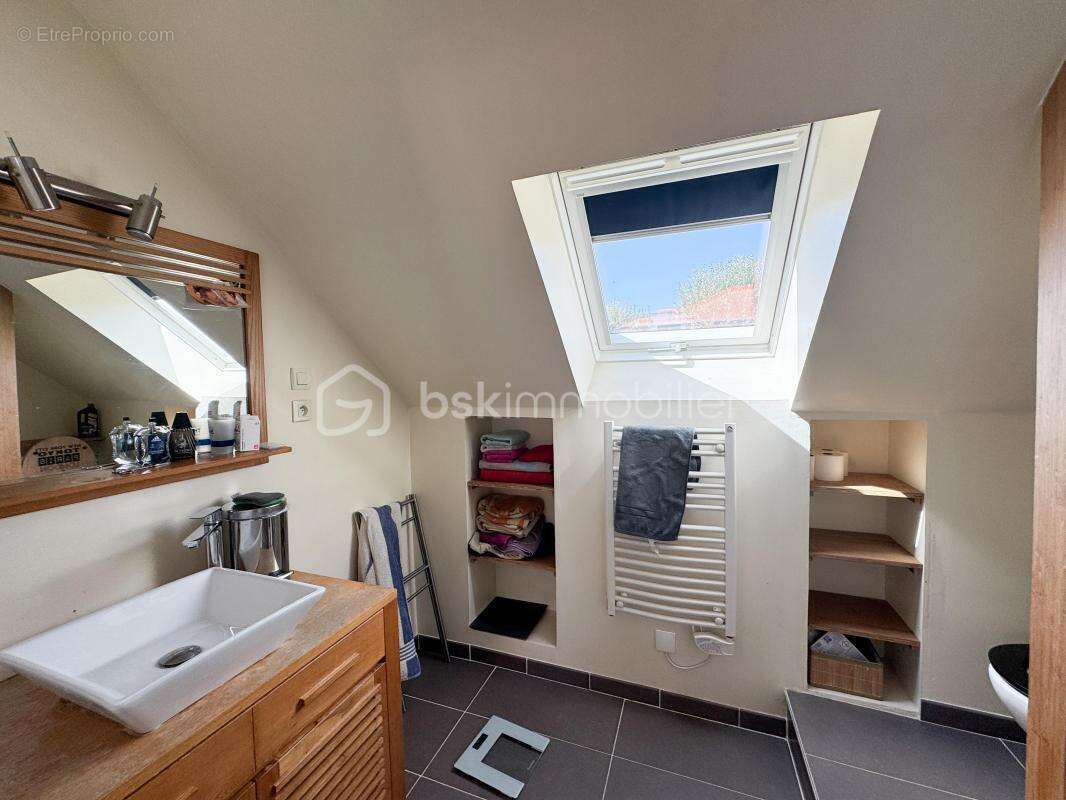 Maison à SAINT-PIERRE-LA-COUR