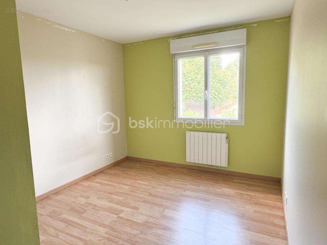 Maison à SAINT-PIERRE-LA-COUR