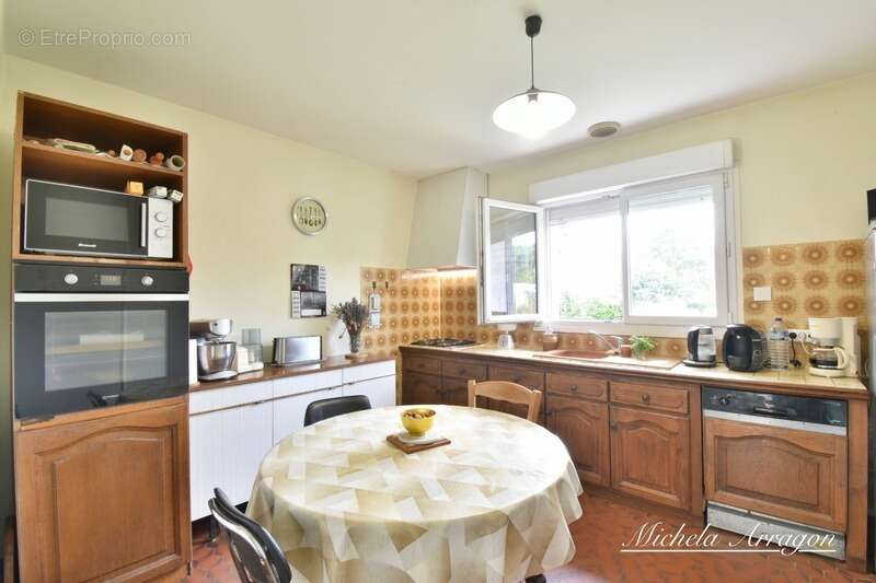 Maison à SAINTE-LIVRADE-SUR-LOT