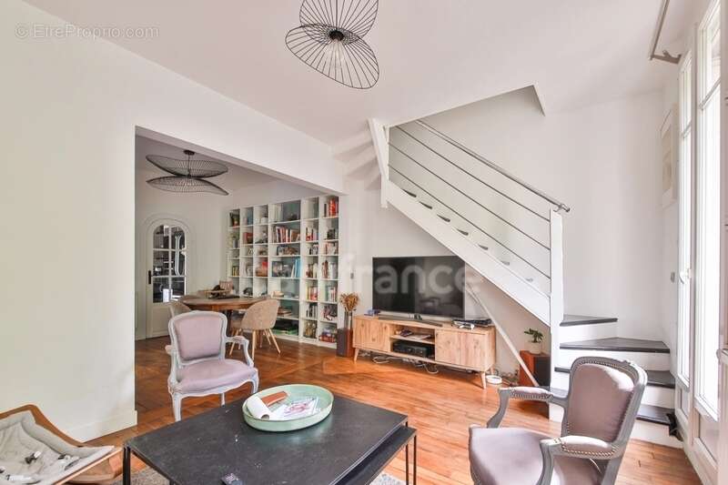 Appartement à SURESNES