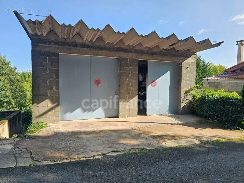 Maison à PANISSIERES