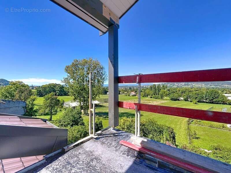 Appartement à BRENTHONNE