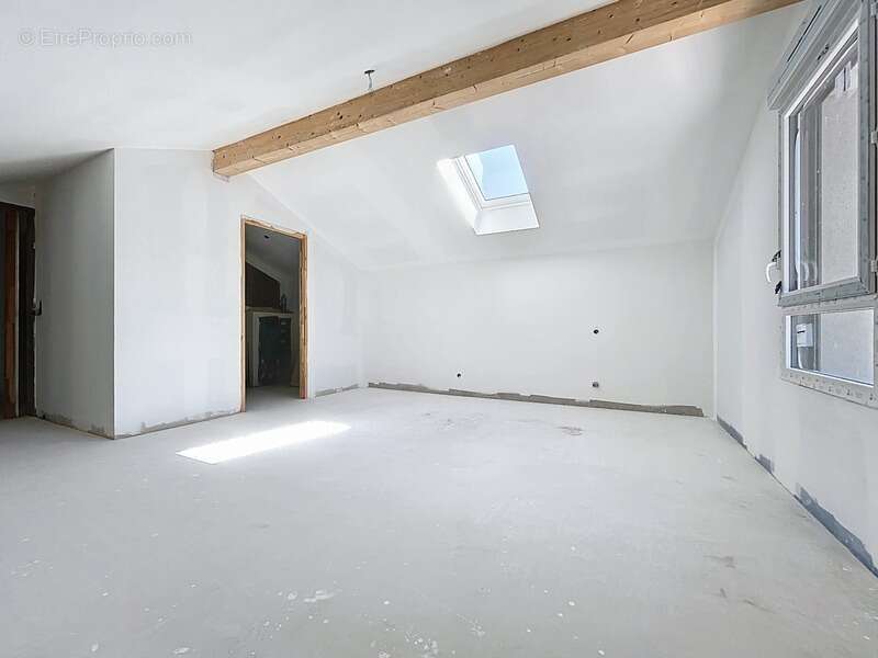 Appartement à BRENTHONNE