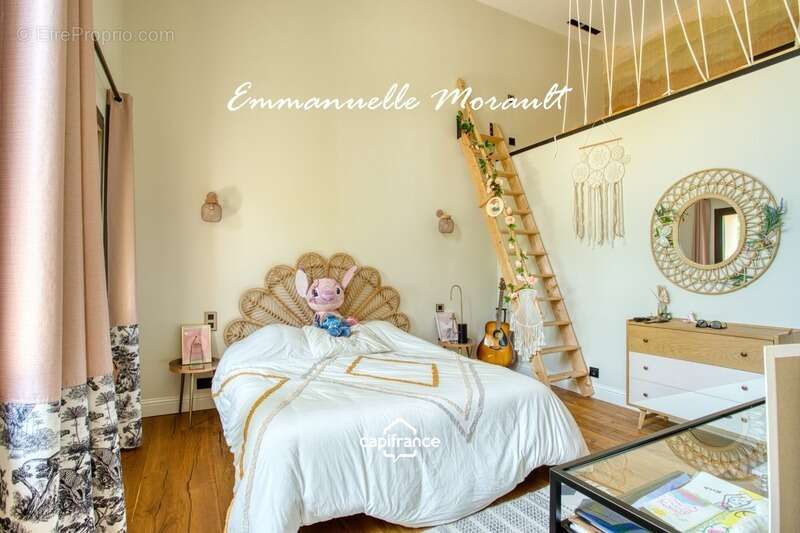 Maison à BAGNOLS-EN-FORET