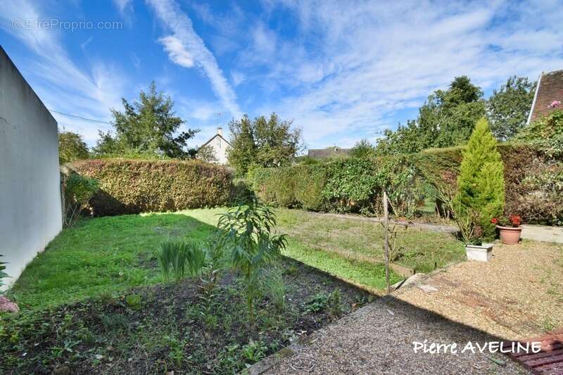 Maison à CLOYES-SUR-LE-LOIR