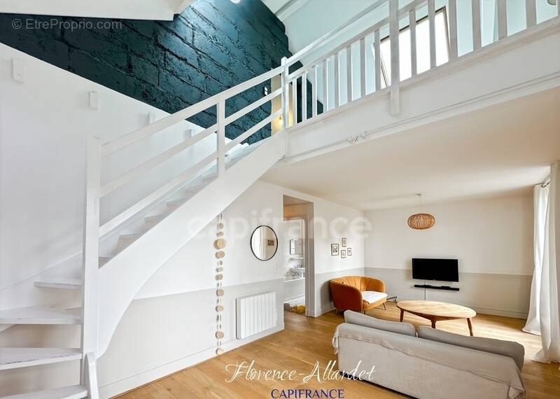 Appartement à AIX-LES-BAINS