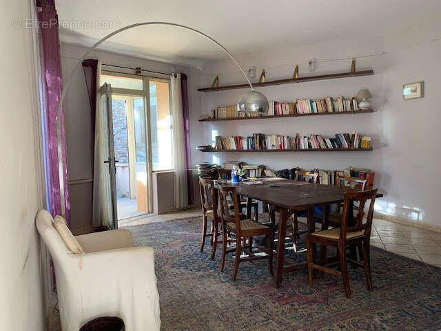 Maison à RIBAUTE-LES-TAVERNES