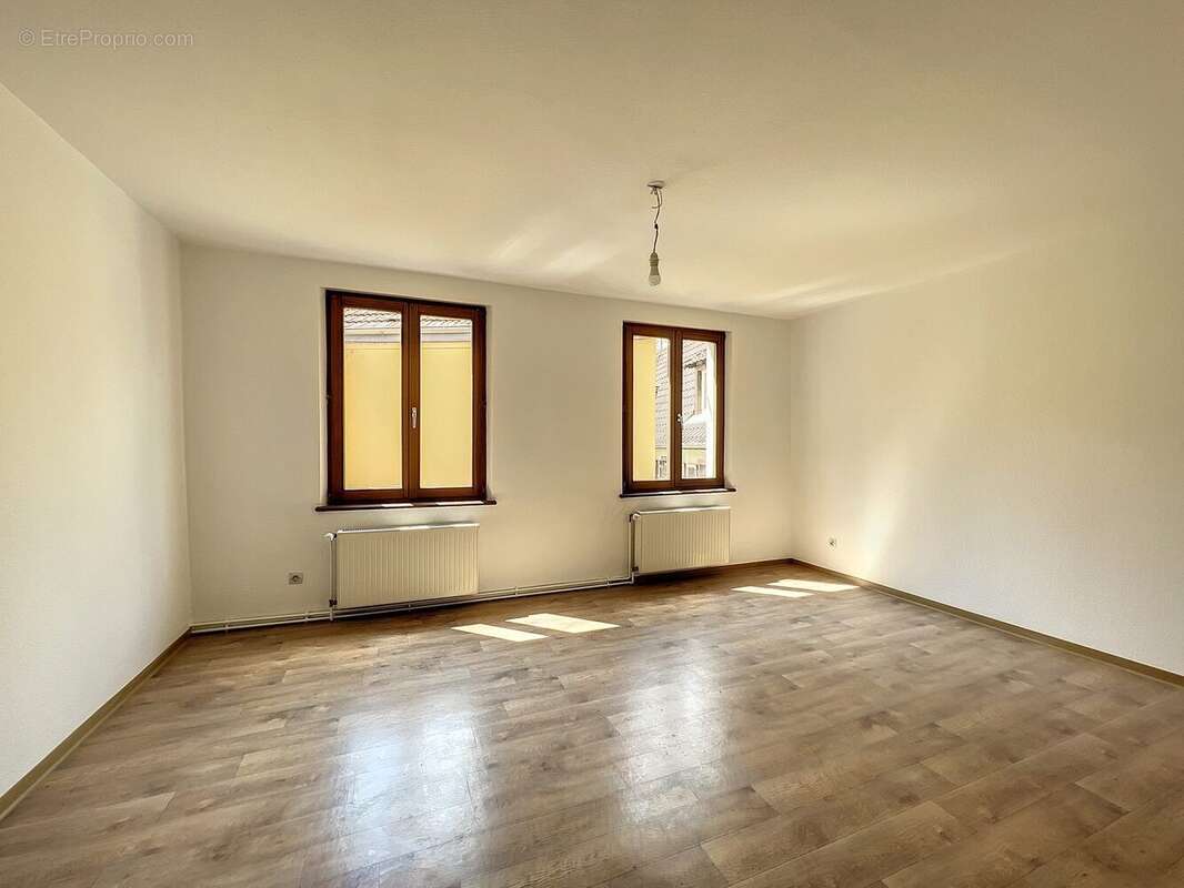 5 pièces chambre - Appartement à BARR