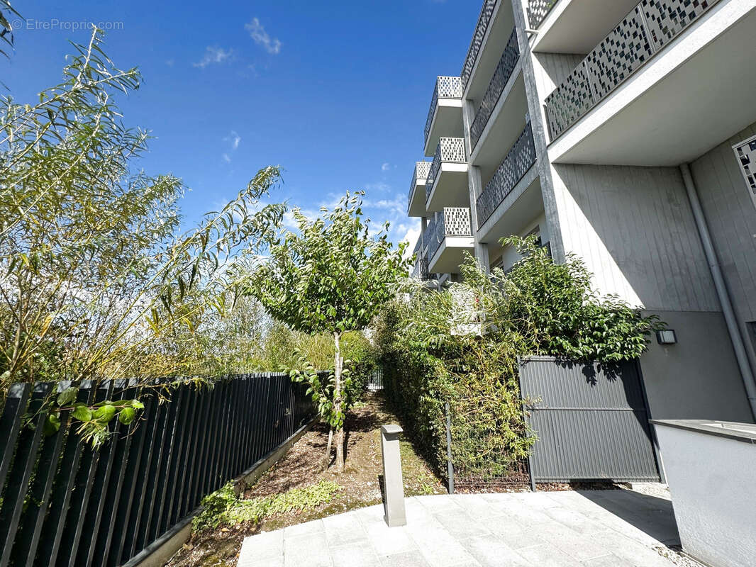 Appartement à LOUVRES