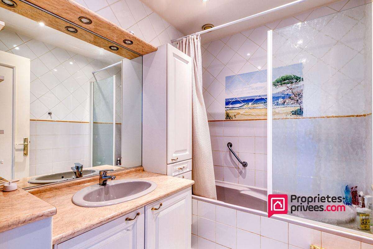 Appartement à LYON-5E