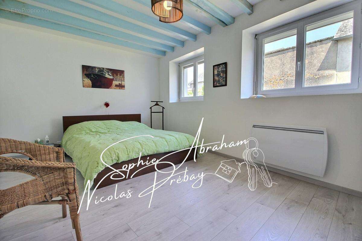 Maison à BAZOCHES-LES-GALLERANDES