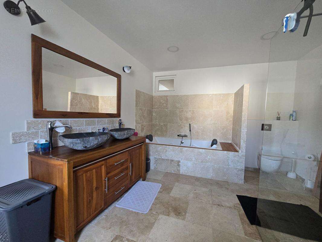 Maison à MAY-EN-MULTIEN