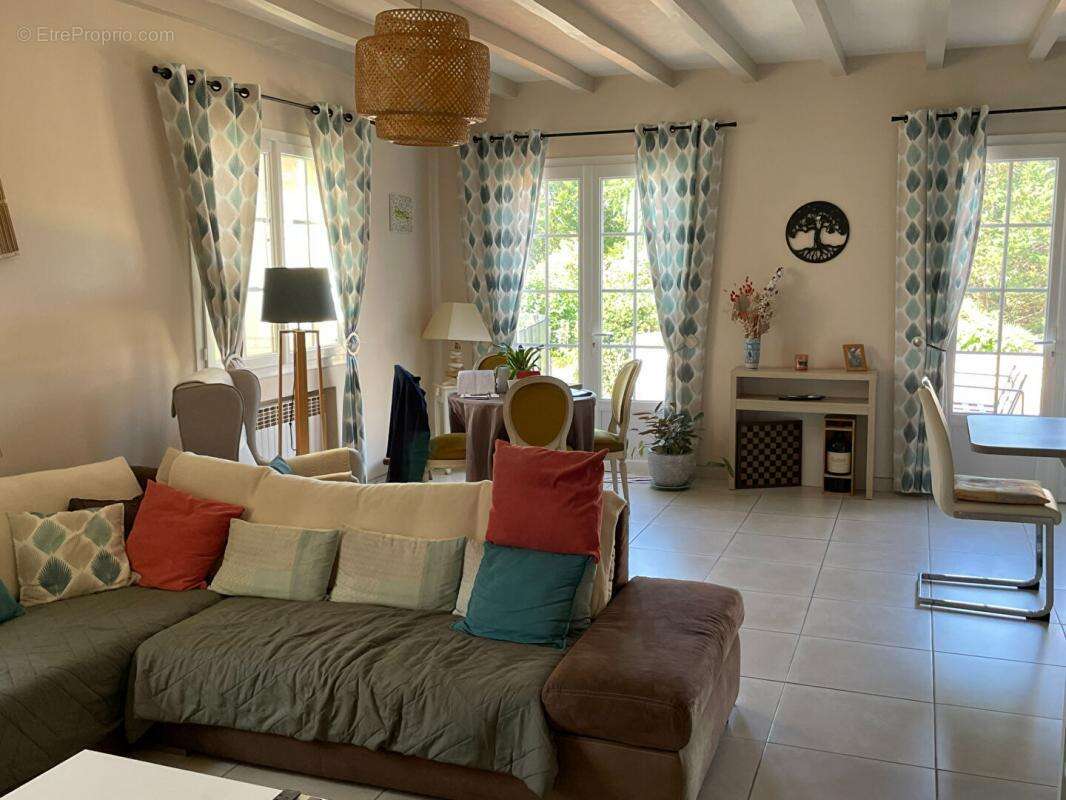 Maison à SAUVETERRE-DE-GUYENNE