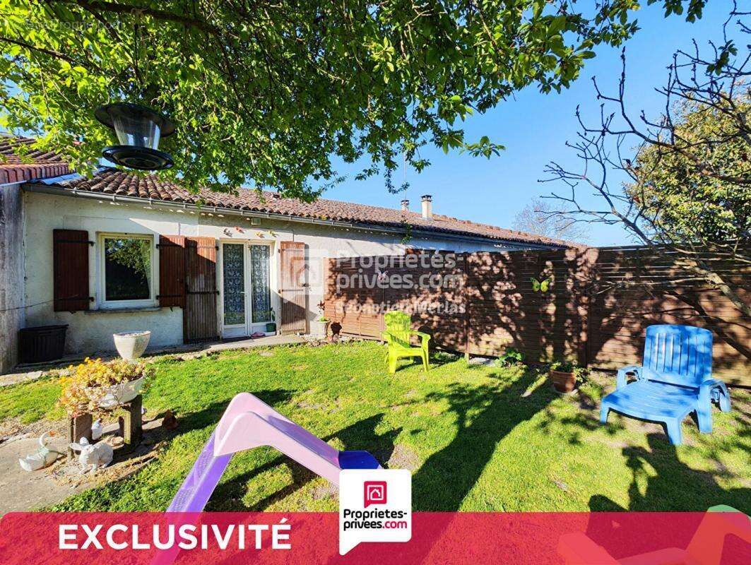 Appartement à BARBEZIEUX-SAINT-HILAIRE