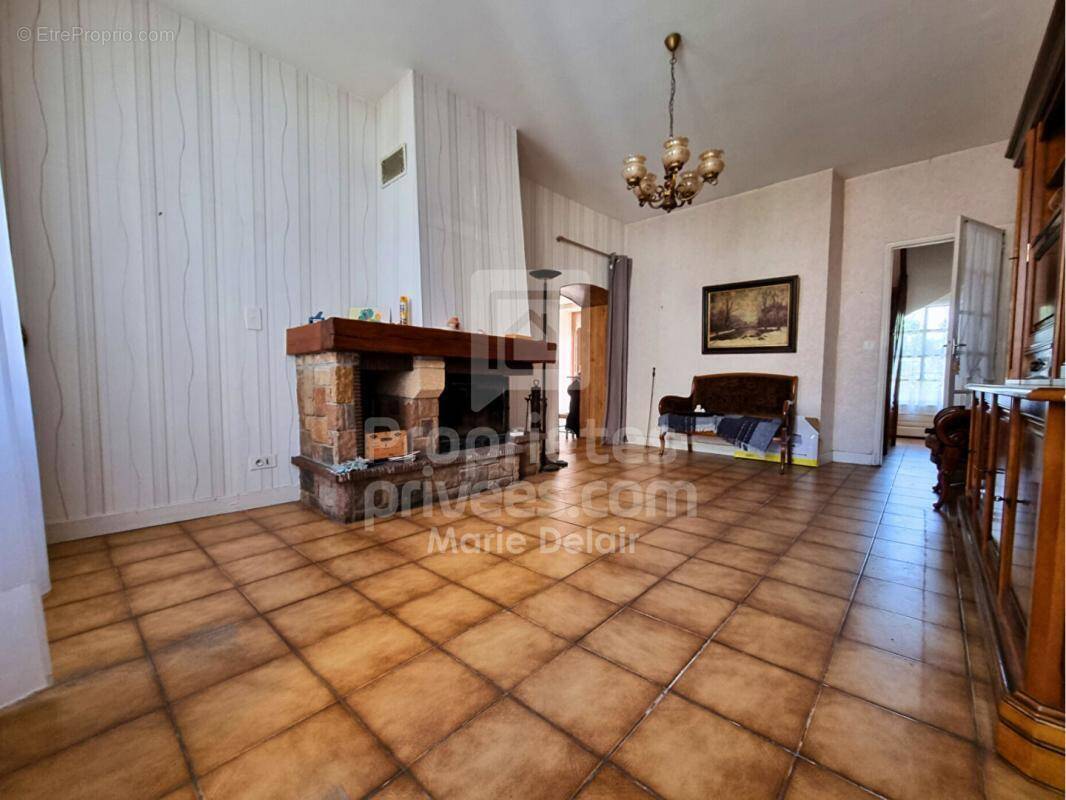 Maison à MESVES-SUR-LOIRE