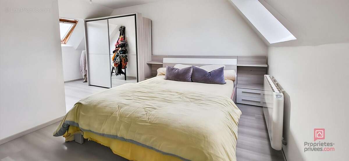 Maison à MINIAC-MORVAN