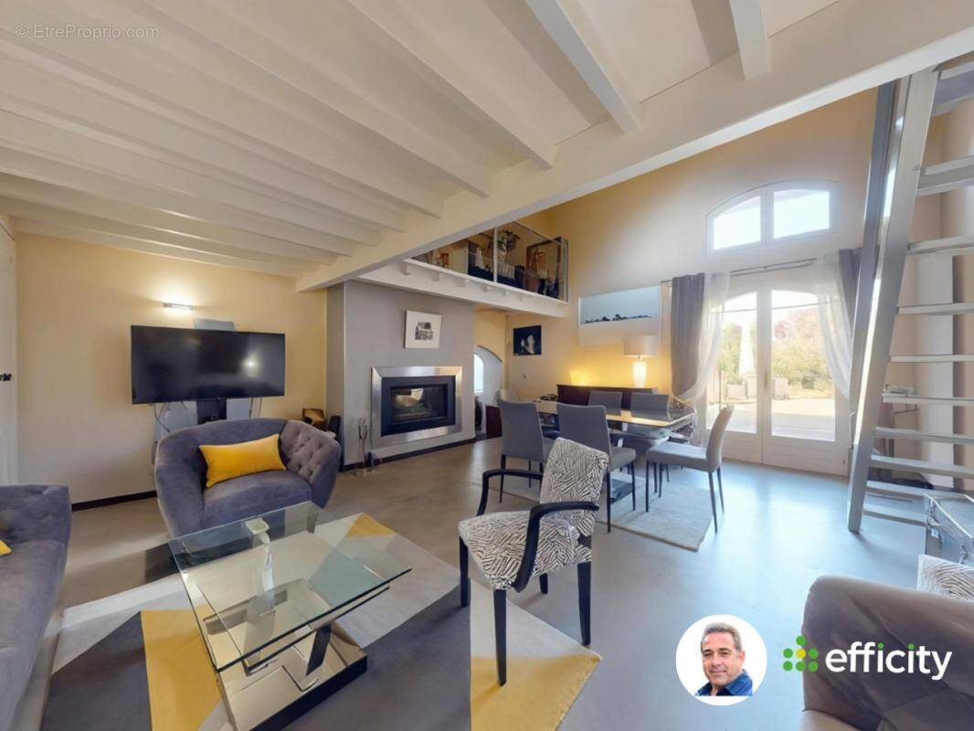 Maison à L&#039;ABERGEMENT-CLEMENCIAT