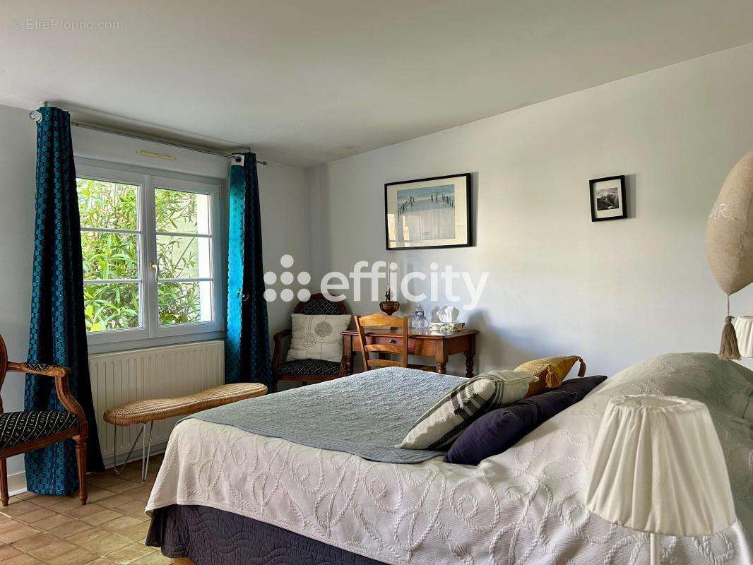 Maison à NIEULLE-SUR-SEUDRE